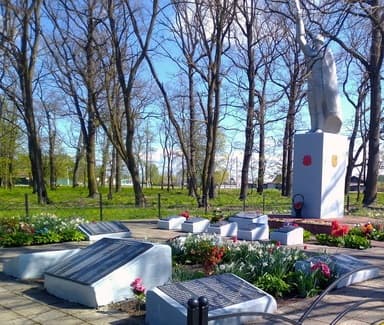 памятник.jpg